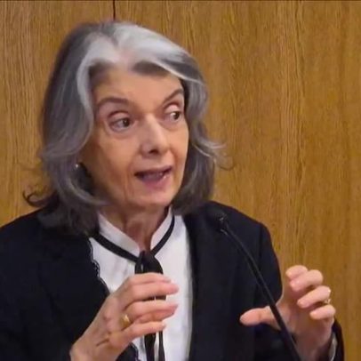 Cármen Lúcia aponta crise de confiança nas instituições, STF entre elas