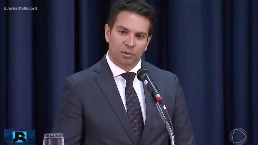 Ex-deputado federal Alexandre Ramagem é preso nos EUA por agentes do ICE