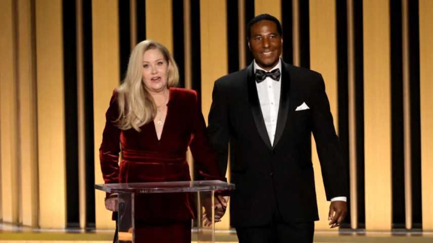 Christina Applegate estaria internada desde março devido à esclerose múltipla