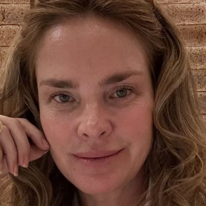 Letícia Birkheuer obtém decisão judicial para ficar próximo do filho