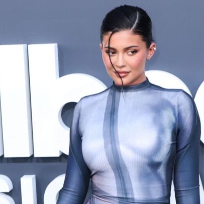 Kylie Jenner citada em ação de ex-funcionária por assédio e violações