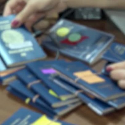 Esquema de vistos para os EUA engana brasileiros e movimenta milhões