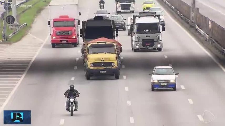 Quadrilha que sequestrava caminhoneiros por aplicativo é presa na Grande SP