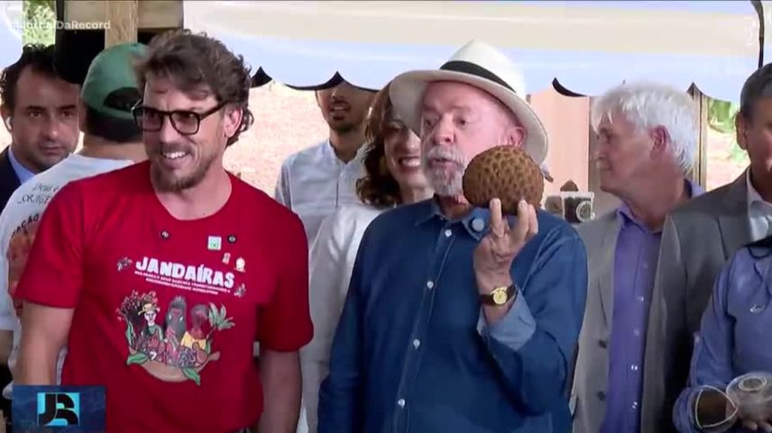 Lula diz que levará jabuticaba a Trump em meio a tensão entre Brasil e EUA