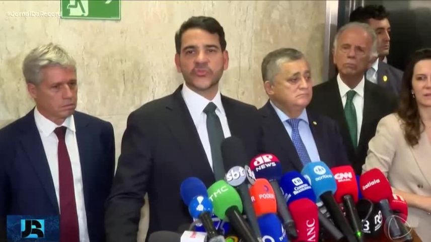 'Participei de forma íntegra de todo esse processo', declara Jorge Messias após rejeição do Senado