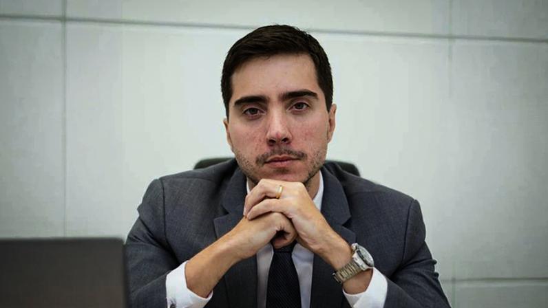 Rodrigo Alvim, advogado atuante na defesa do Direito do Passageiro Aéreo.