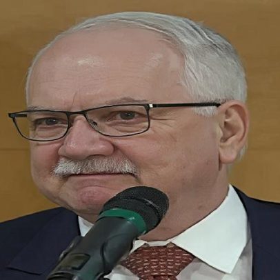 Fachin reconhece crise no Judiciário e defende limites à atuação