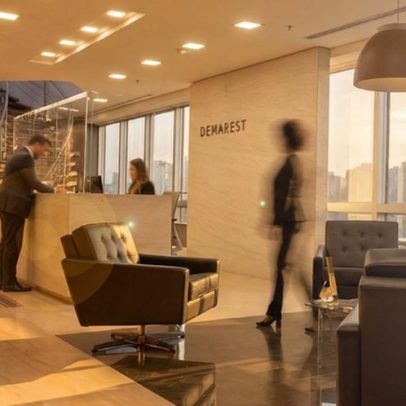 Demarest completa 78 anos com expansão e Relatório Anual 2025