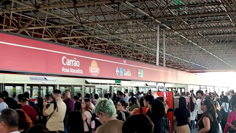 TJ/SP: Metrô deve indenizar passageira por celular furtado em arrastão.