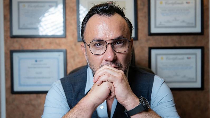 Daniel Toledo, advogado especializado em Direito Internacional e fundador da Toledo e Advogados Associados.