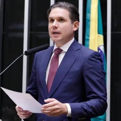 Motta quer votação da PEC do fim da escala 6x1 no plenário até julho