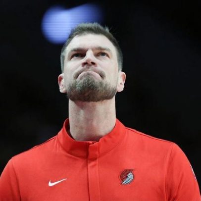 Splitter celebra vaga nos playoffs e elogia Wembanyama, confia em arma secreta