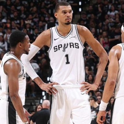 Spurs avançam aos playoffs após eliminar Trail Blazers de Tiago Splitter