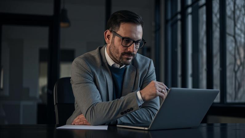 Um comando mais detalhado pode transformar a qualidade dos e-mails gerados pelo ChatGPT
