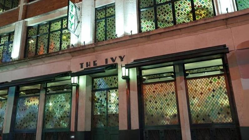 Richard Caring has agreed to sell a controlling interest in his restaurant and private members’ club group to Abu Dhabi investor Diafa. The deal follows an extended sales process and brings fresh capital into a strained UK hospitality sector.