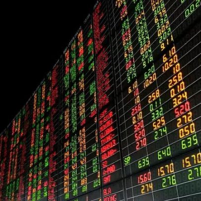 Bolsa inicia o pregão em alta, com incertezas no radar