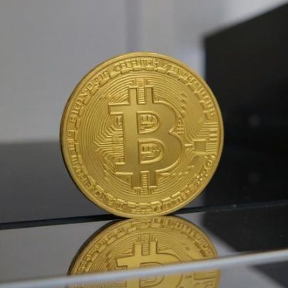 Quem criou o Bitcoin? Entenda o enigma de Satoshi Nakamoto
