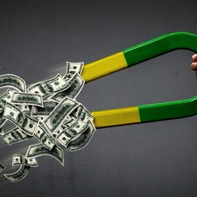 Brasil atrai US$ 5 bilhões de investidores globais, mas fundos locais recuam