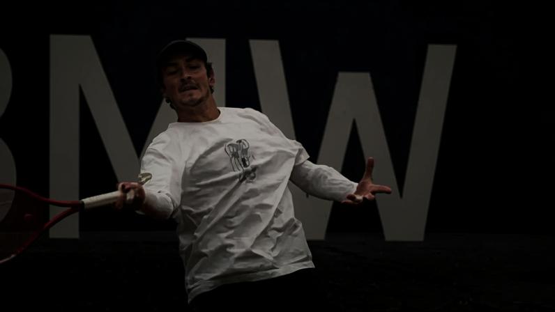 João Fonseca em treino no ATP 500 de Munique (Foto: DIvulgação)