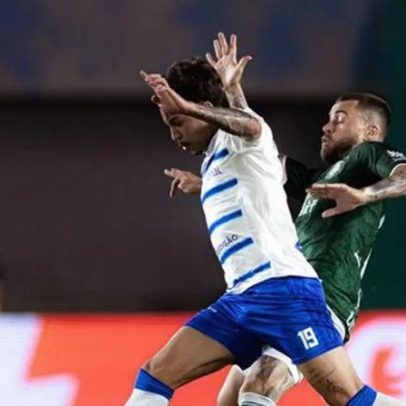 Goiás empata com Cruzeiro no último minuto na despedida do Serra Dourada