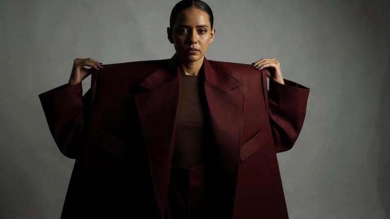 Taís Araujo estreia solo em Mudança de Pele e diz que o teatro é seu professor