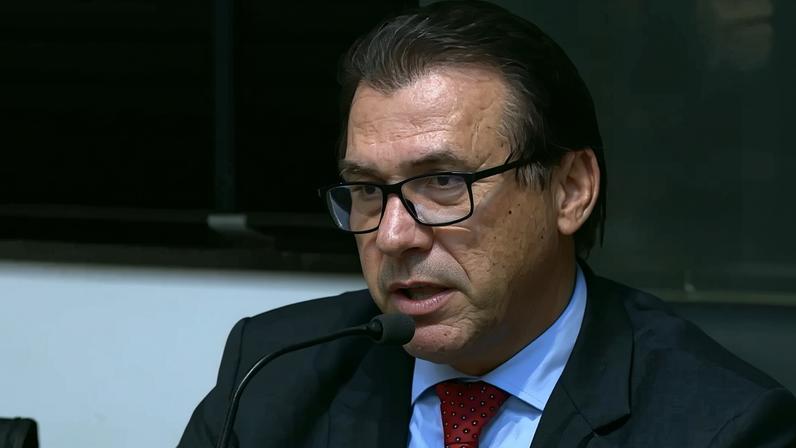 Ministro Luiz Marinho em visita a Piracicaba — Foto: Reprodução/EPTV