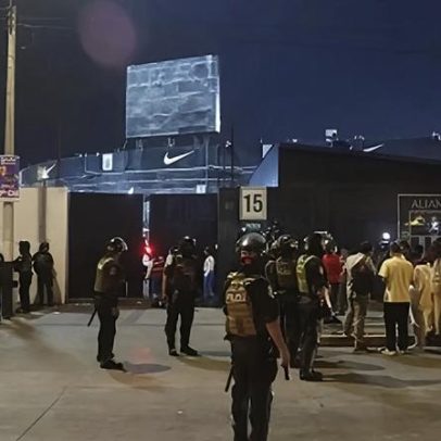 Desabamento em estádio no Peru deixa 1 morto e 60 feridos