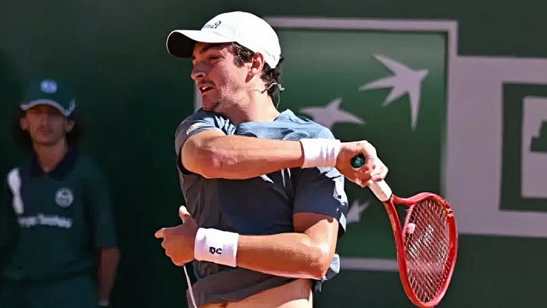 João Fonseca na vitória sobre Berrettini em Monte Carlo (Reprodução)