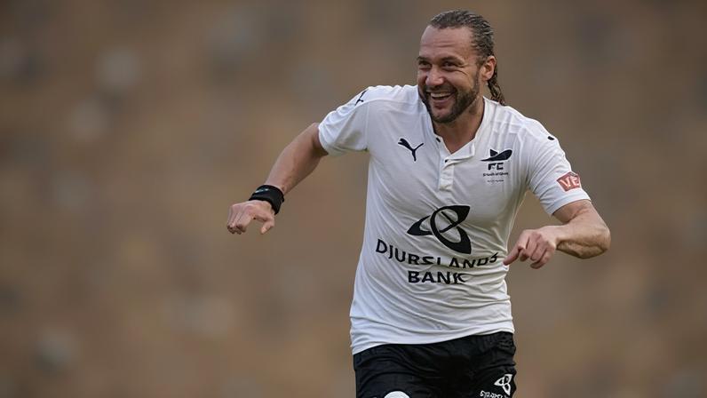 Rodrigo Gral foi um atacante prolífico com passagens por Grêmio e futebol japonês. (Divulgação)