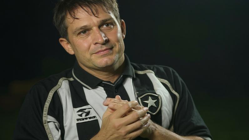 Onde está Rodrigo Beckham, ex-meia de Botafogo e Atlético-MG?