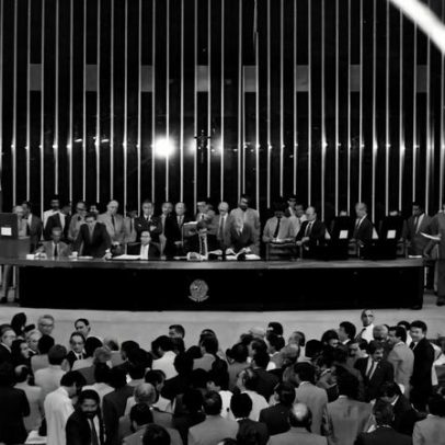 Constituinte de 1988 tratou licença-paternidade com piada