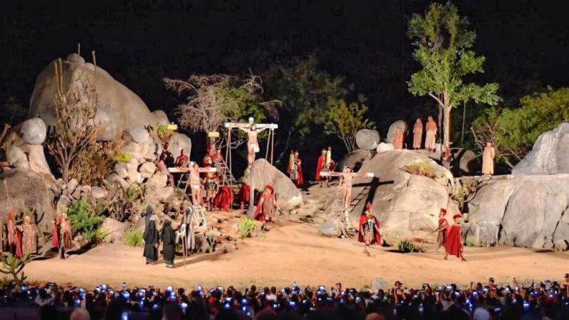 Paixão de Cristo de Nova Jerusalém tem encenações até domingo