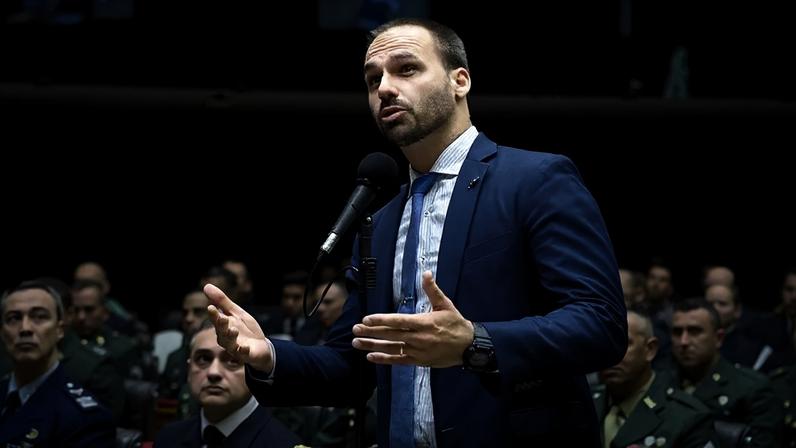 Deputado Eduardo Bolsonaro em discurso na Câmara dos Deputados - Foto: Najara Araujo/CD