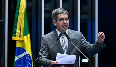Após sabatina, Randolfe prevê ao menos 45 votos para Messias no plenário