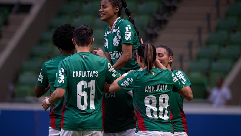 Victoria Liss comemorando o gol que fez contra o Vitória no retorno aos gramados — Foto: Victor Froes/Palmeiras/by Canon