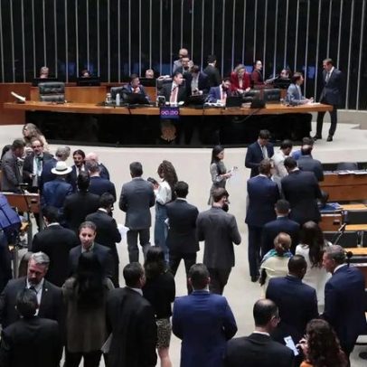 Comissão da Câmara retoma votação da PEC da 6×1 nesta quarta