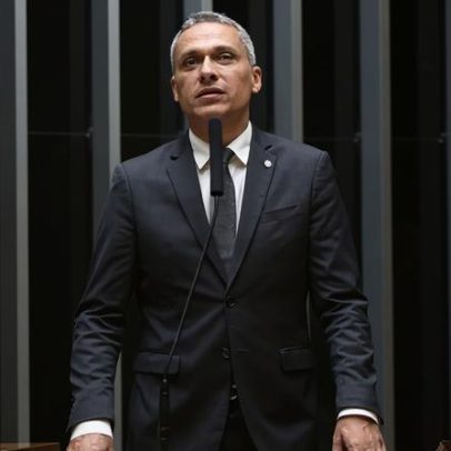 STF analisa denúncia contra Gustavo Gayer por injúria a Lula
