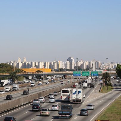 MPRJ pede suspensão de obras na Via Dutra por risco de alagamento