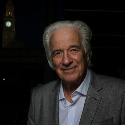 Datena recebe maestro João Carlos Martins no programa Na Mesa
