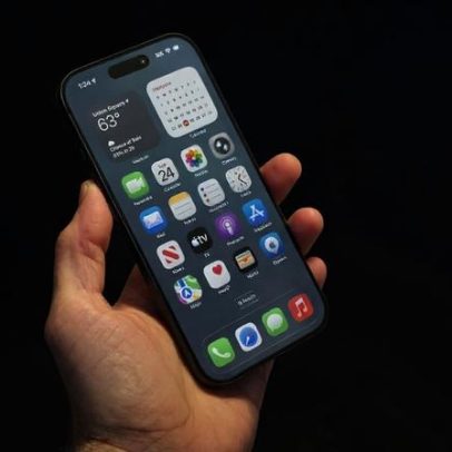Apple corrige mudança que impediu usuários de usar o iPhone