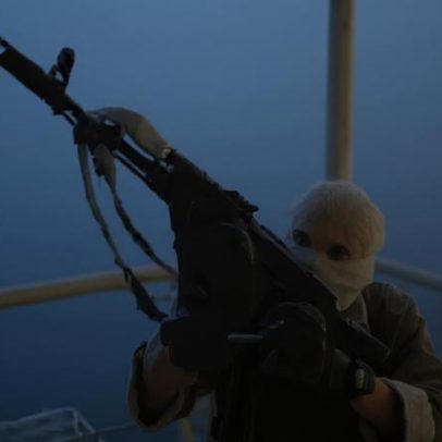 Irã divulga vídeo do momento da interceptação de navios no Estreito de Ormuz