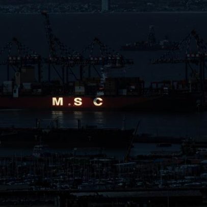 Irã ameaça fechar o Estreito de Ormuz se Trump não retirar bloqueio naval