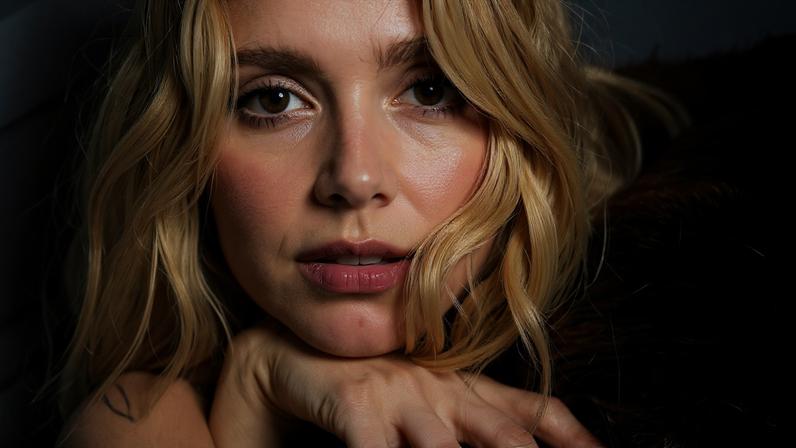 Isa Scherer comenta como lida com a carreira e com a maternidade, sem se esquecer de si mesma — Foto: Divulgação/Schutz