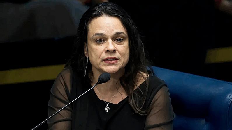 Janaína Paschoal propõe seminário no gabinete durante greve na USP