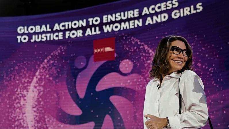 Janja no painel “Ação Global para garantir acesso à justiça para todas”, durante a 1ª Reunião da Mobilização Progressista Global, em Barcelona, na Espanha