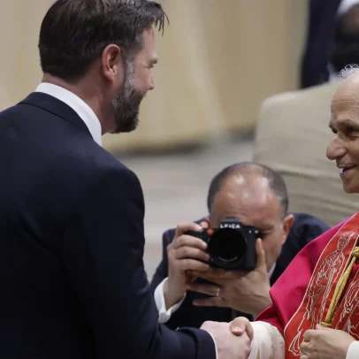 JD Vance quer ensinar o Papa a rezar a Missa