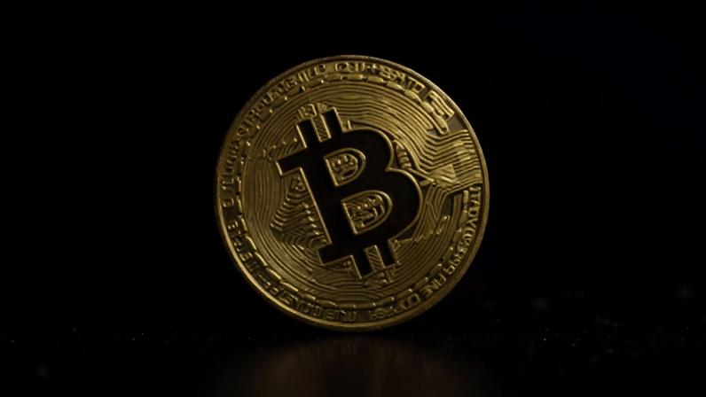 Ilustração física de um bitcoin