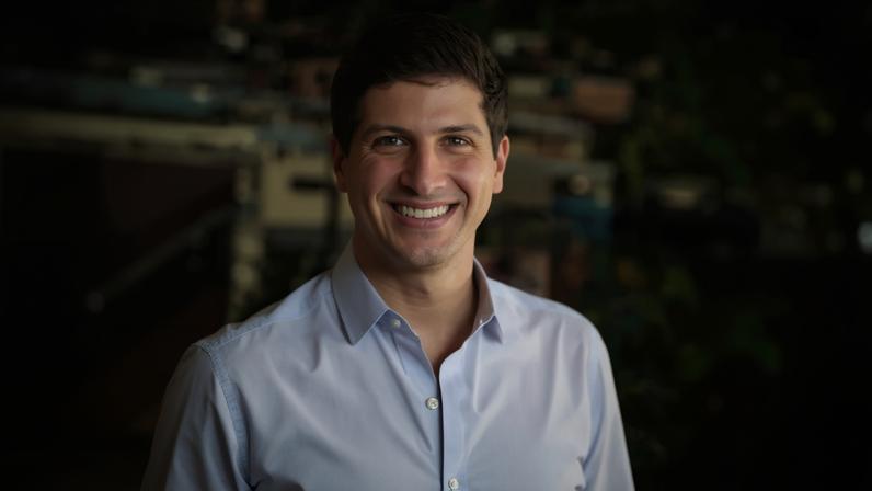 João Campos, do PSB, é reeleito prefeito no Recife