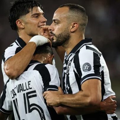 Botafogo divulga relacionados para duelo contra a Chapecoense; Correa retorna