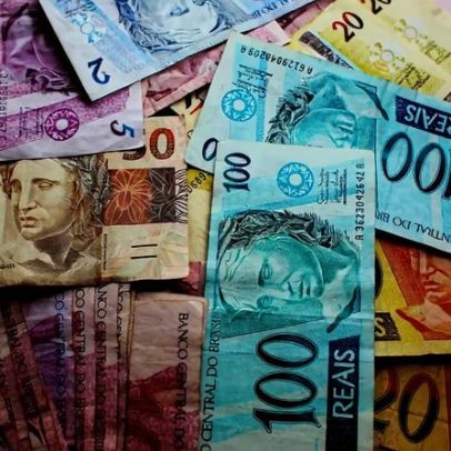 Balança comercial tem superávit de US$ 877,7 milhões na 3ª semana de abril